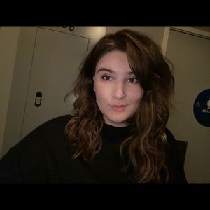 Meet your Posher, Linor